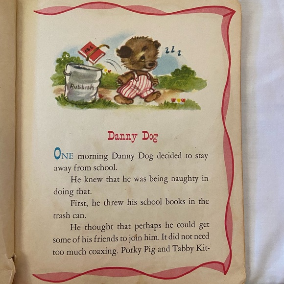Danny Dog Children's Book with Green and Yellow Cover - Picture 5 of 9